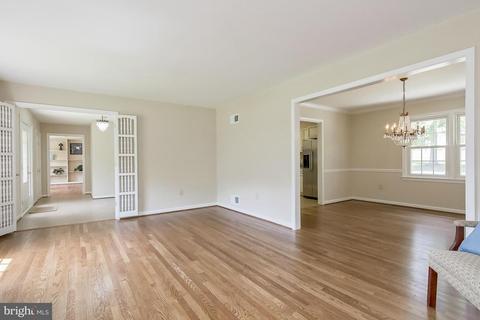 2605 Village Ln, Silver Spring, MD 20906 photo 15