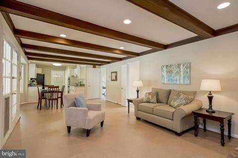 2605 Village Ln, Silver Spring, MD 20906 photo 11