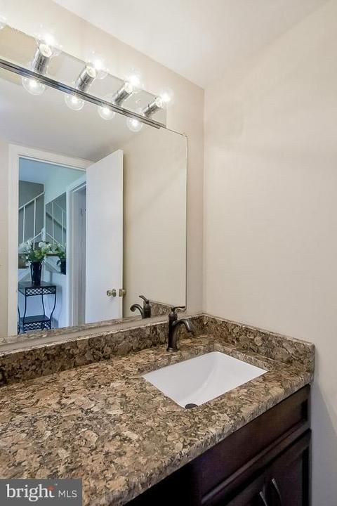 2605 Village Ln, Silver Spring, MD 20906 photo 4