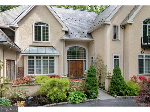 607 Longchamps Dr, Devon, PA 19333 photo 2