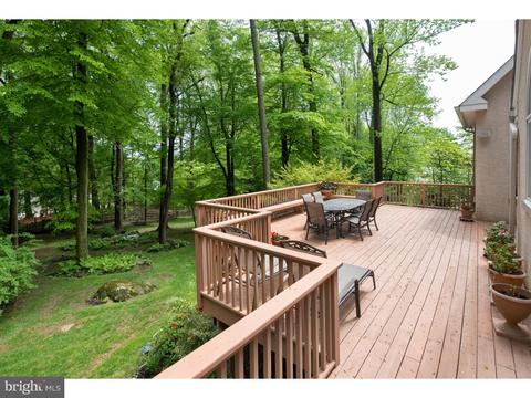 607 Longchamps Dr, Devon, PA 19333 photo 22