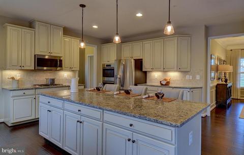 401 Corniche Ct, Westminster, MD 21158 photo 5