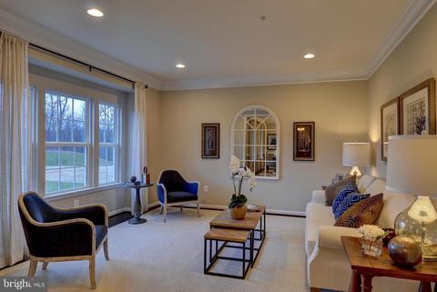401 Corniche Ct, Westminster, MD 21158 photo 3