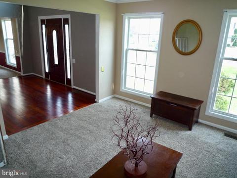 27 Eaton Pl, Bear, DE 19701 photo 5