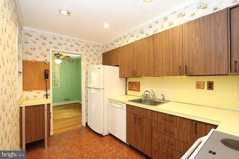 202 Schuyler Rd E, Silver Spring, MD 20901 photo 12