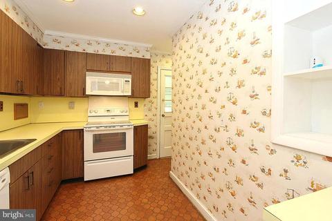202 Schuyler Rd E, Silver Spring, MD 20901 photo 11