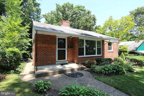 202 Schuyler Rd E, Silver Spring, MD 20901 photo 2