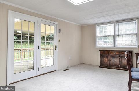 5327 Queensberry Ave, Springfield, VA 22151 photo 7