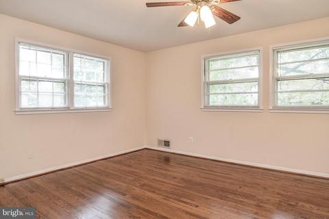 5327 Queensberry Ave, Springfield, VA 22151 photo 8