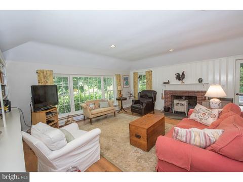 389 Church Rd, Devon, PA 19333 photo 9
