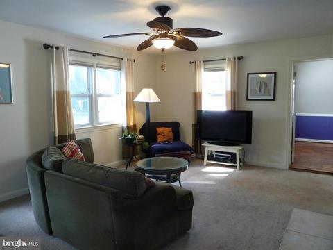 1601 Gridley Ln, Silver Spring, MD 20902 photo 9
