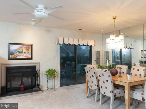 52 E Oleander Dr, Mount Laurel, NJ 08054 photo 5