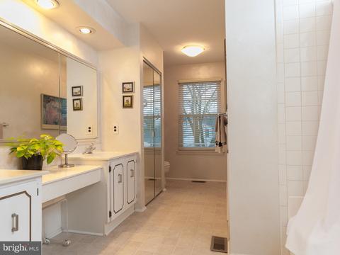 52 E Oleander Dr, Mount Laurel, NJ 08054 photo 17
