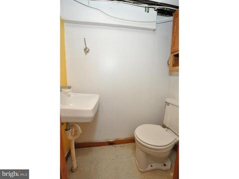 630 E Laurelton Ave, Maple Shade, NJ 08052 photo 13