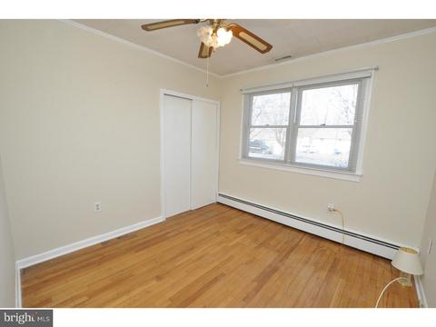 630 E Laurelton Ave, Maple Shade, NJ 08052 photo 7