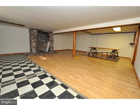 630 E Laurelton Ave, Maple Shade, NJ 08052 photo 12