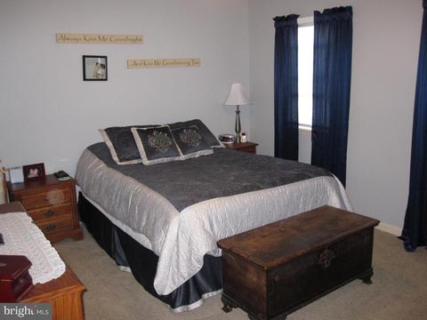 93 Laurie Ln, Lititz, PA 17543 photo 7
