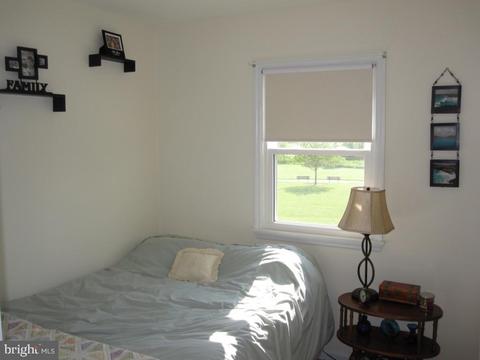 93 Laurie Ln, Lititz, PA 17543 photo 5
