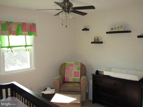 93 Laurie Ln, Lititz, PA 17543 photo 6