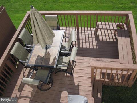 93 Laurie Ln, Lititz, PA 17543 photo 9