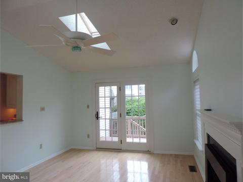 58 Sandhurst Dr, Mount Laurel, NJ 08054 photo 8