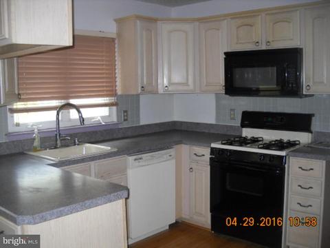 314 Saint Clair Dr, Mount Laurel, NJ 08054 photo 5
