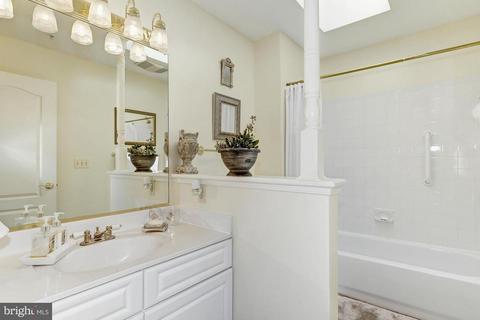 24 Jaystone Ct, Silver Spring, MD 20905 photo 17