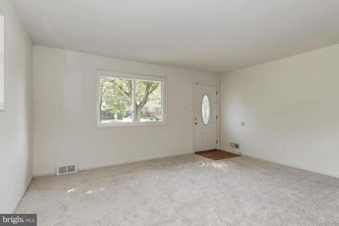 10706 Tenbrook Dr, Silver Spring, MD 20901 photo 7