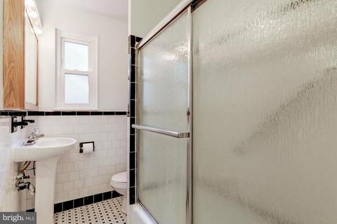 10706 Tenbrook Dr, Silver Spring, MD 20901 photo 16