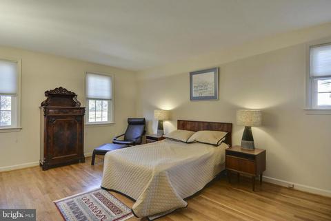 704 Pebblestone Ct, Silver Spring, MD 20905 photo 14