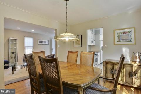 704 Pebblestone Ct, Silver Spring, MD 20905 photo 13