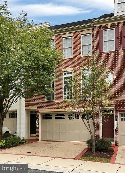 622 Seaton Square Dr, Silver Spring, MD 20901 photo 1