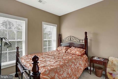 622 Seaton Square Dr, Silver Spring, MD 20901 photo 21