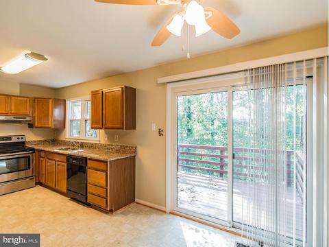 9013 Saffron Ln, Silver Spring, MD 20901 photo 10