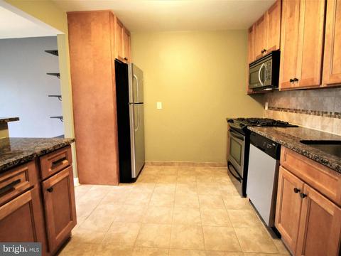 10860 Bucknell Dr #2, Silver Spring, MD 20902 photo 2