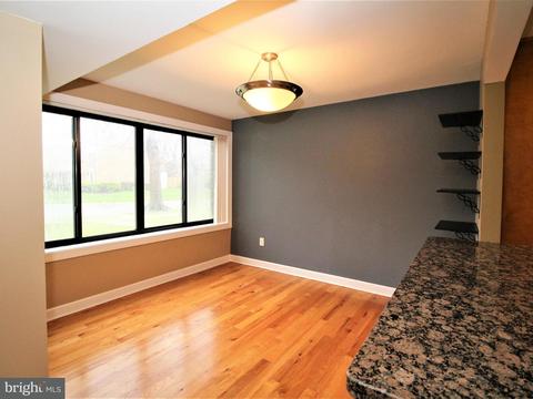 10860 Bucknell Dr #2, Silver Spring, MD 20902 photo 4