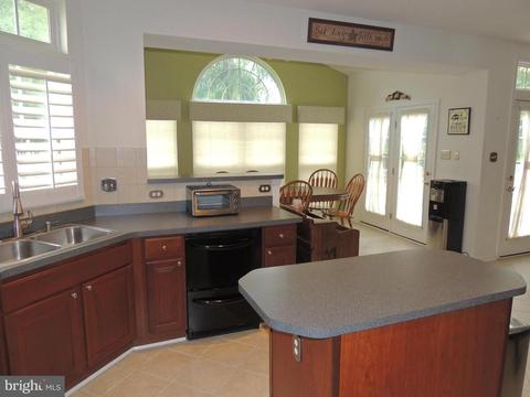 5803 Dillon John, White Marsh, MD 21162 photo 11