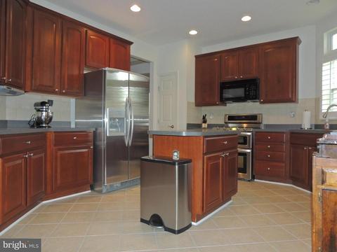 5803 Dillon John, White Marsh, MD 21162 photo 9
