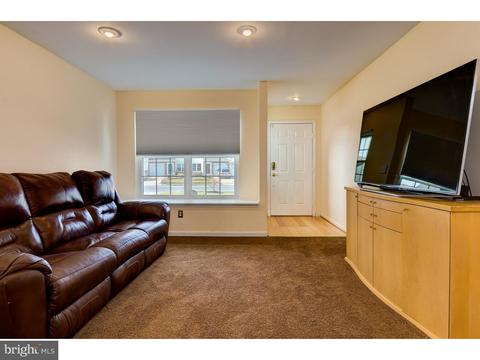 65 Biddle Way, Mount Laurel, NJ 08054 photo 2