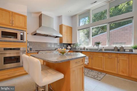 2202 Linden Ln, Silver Spring, MD 20910 photo 9