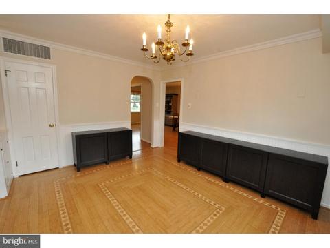 2605 Barton Ct, Cinnaminson, NJ 08077 photo 6