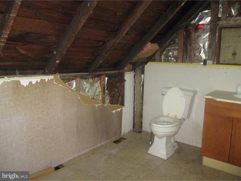 225 W Broadway, Maple Shade, NJ 08052 photo 5