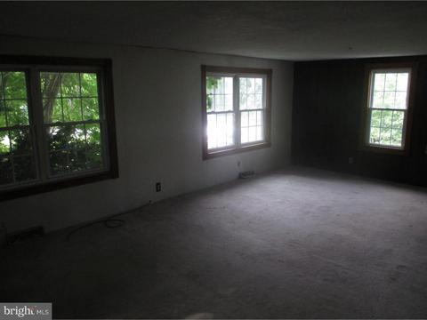 225 W Broadway, Maple Shade, NJ 08052 photo 9