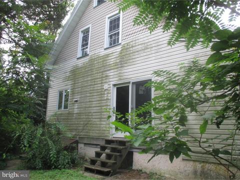 225 W Broadway, Maple Shade, NJ 08052 photo 2