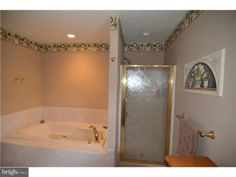 553 Hereford Ln, Mickleton, NJ 08056 photo 8