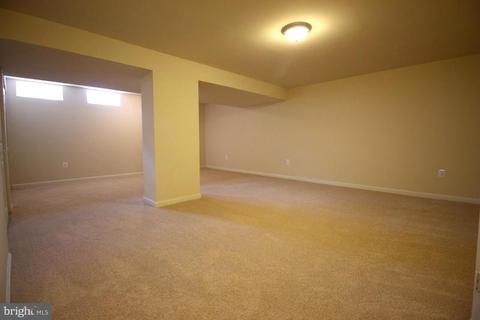 13 Dinsdale Ct, Silver Spring, MD 20906 photo 18