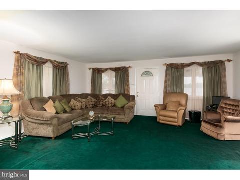 52 Cooper St, Beverly, NJ 08010 photo 6