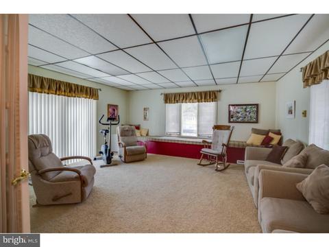 610 Mapleview Ct, Mount Laurel, NJ 08054 photo 9