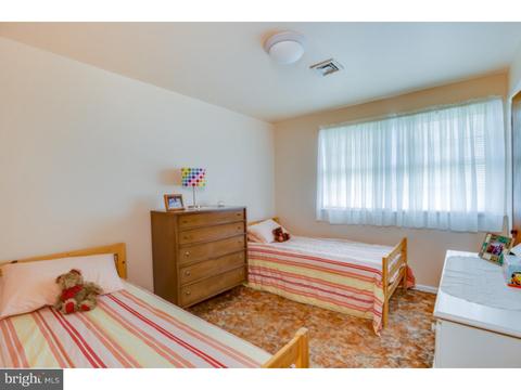 610 Mapleview Ct, Mount Laurel, NJ 08054 photo 17