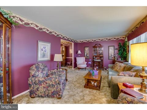 610 Mapleview Ct, Mount Laurel, NJ 08054 photo 3